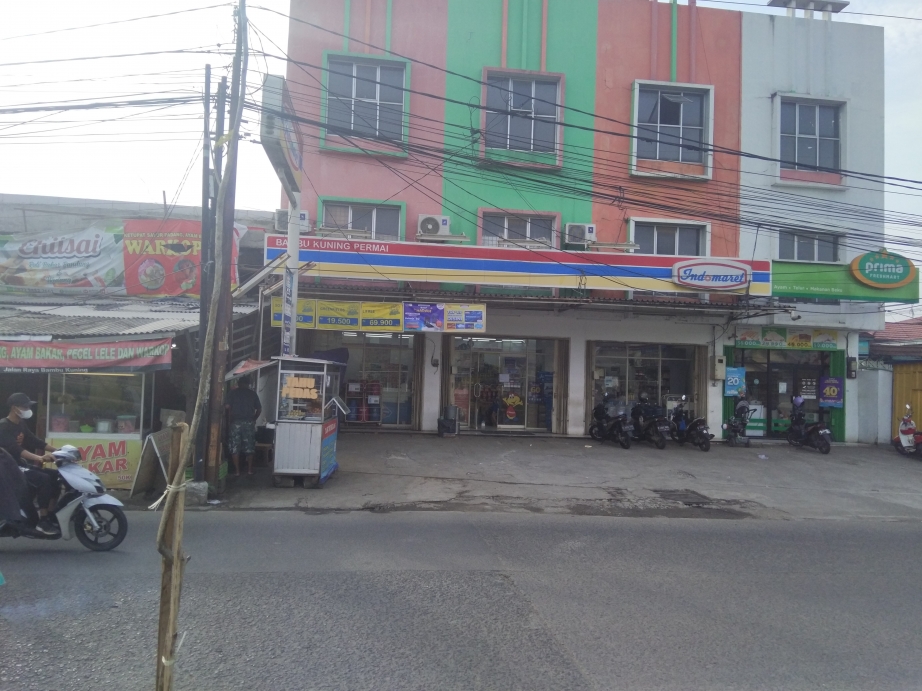 Indomaret Bambu Kuning Permai